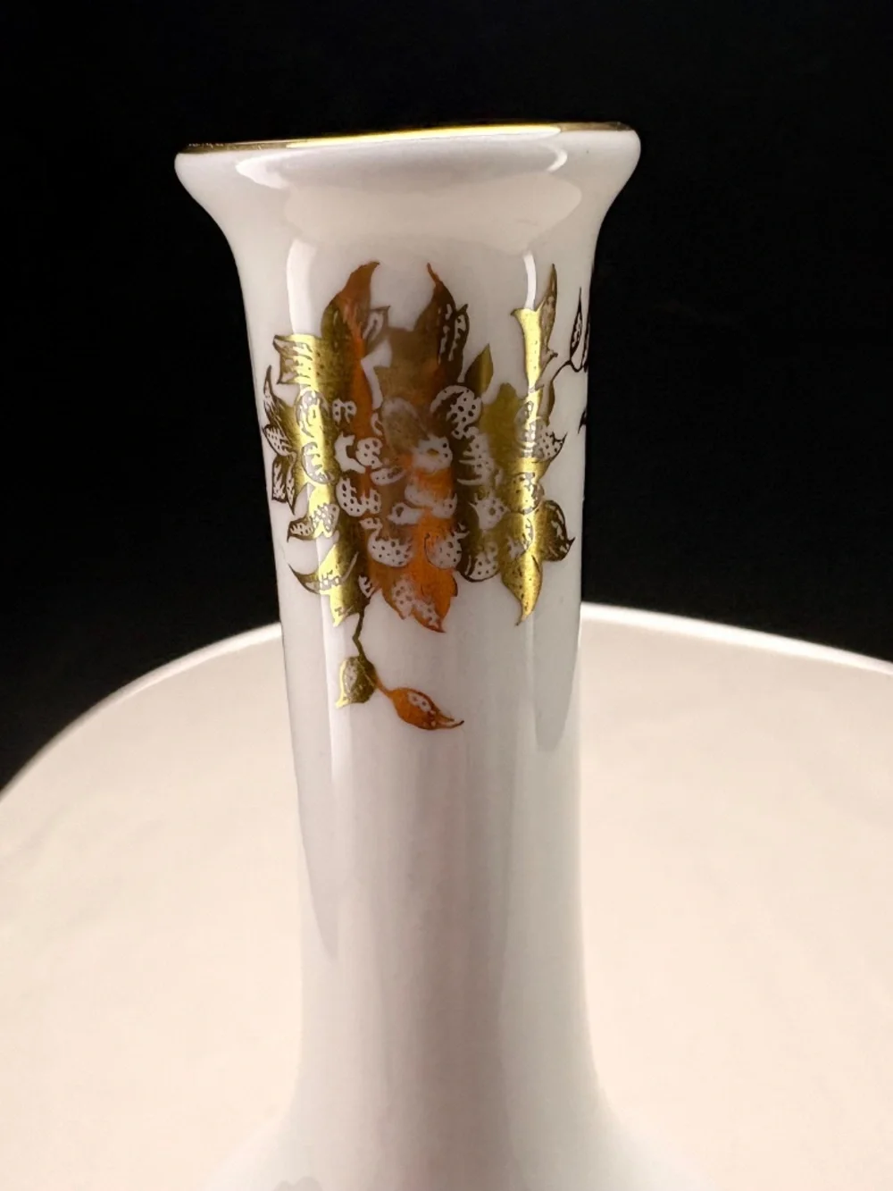 Vtg Crown Staffordshire Aristocrat Bud Vase Fine Bone China Gold Floral England